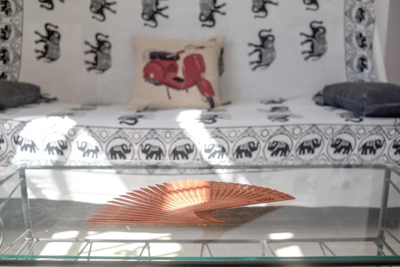 Apartamento Juan 1 科尼尔-德拉弗龙特拉 外观 照片