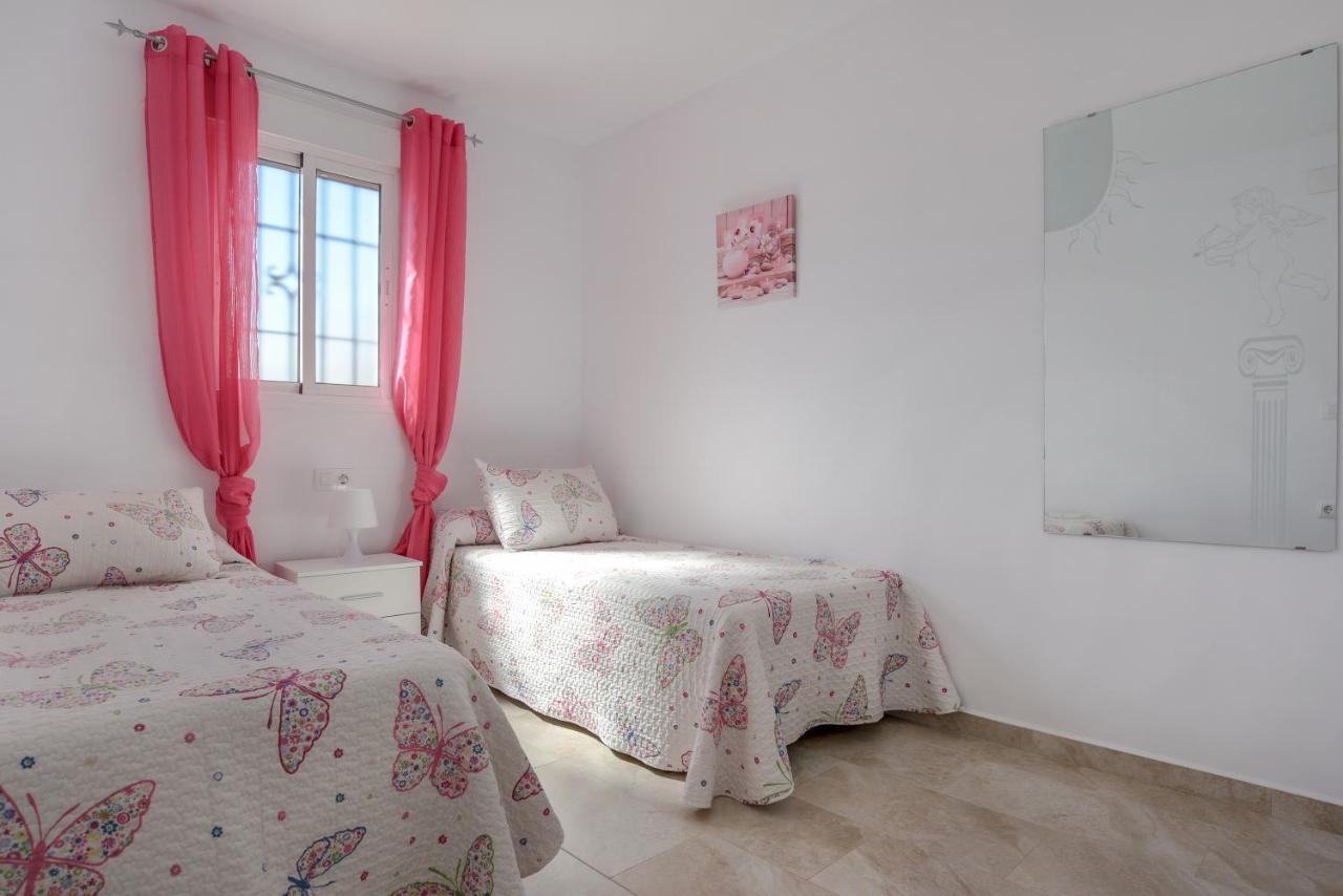 Apartamento Juan 1 科尼尔-德拉弗龙特拉 外观 照片
