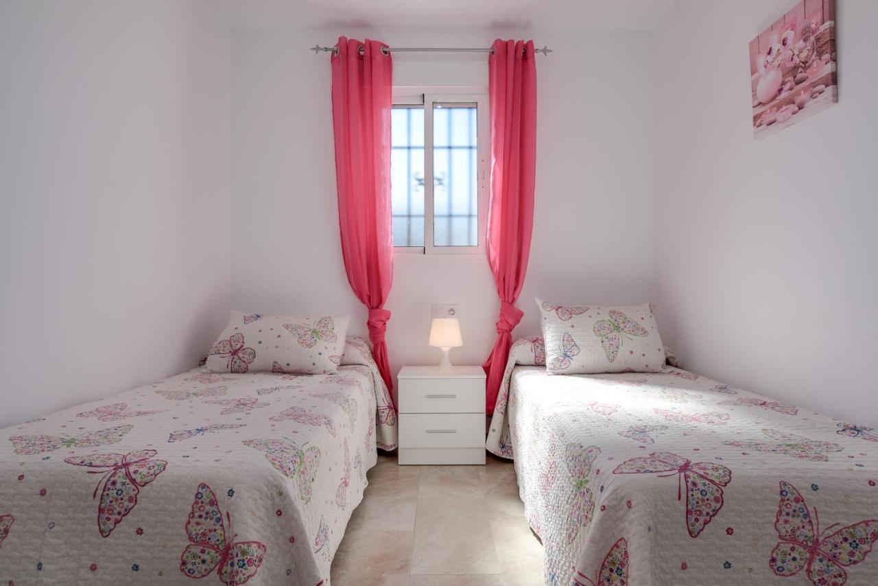 Apartamento Juan 1 科尼尔-德拉弗龙特拉 外观 照片